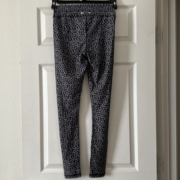 The Upside Butterfly Drawstring Leggings Size 8 - Picture 5 of 7